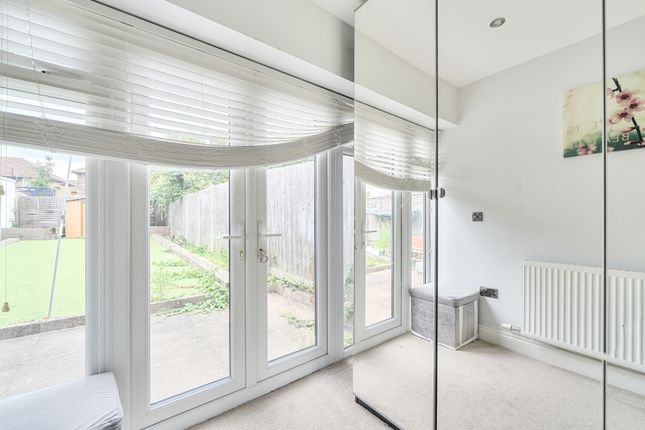 20, Muchelney Road, Morden photo 4