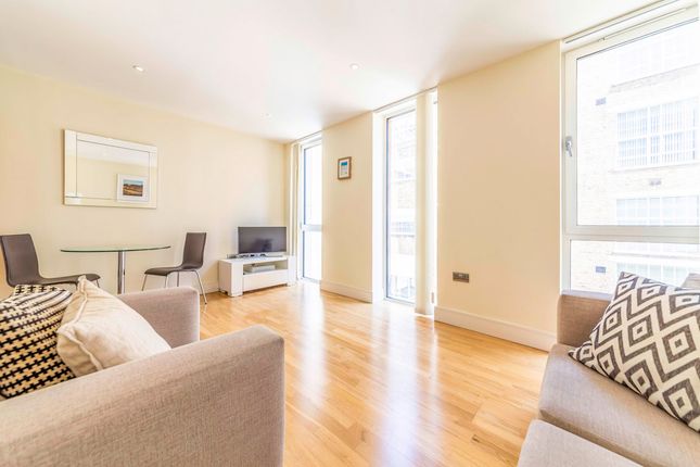 Flat 201, Causton House, Stockwell photo 3