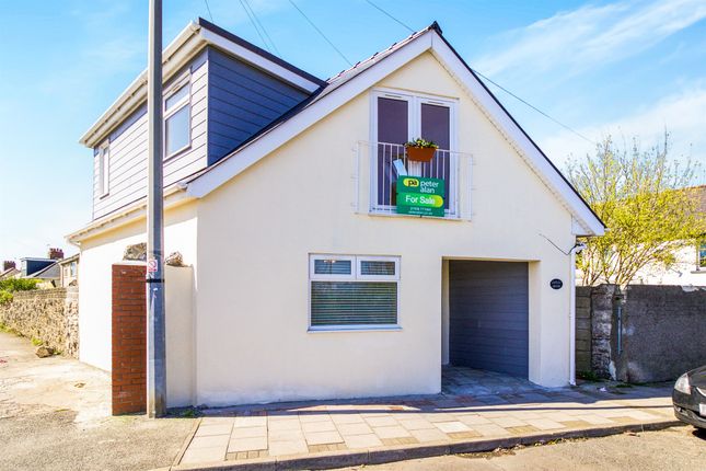 Thumbnail Detached house for sale in South Road, Porthcawl