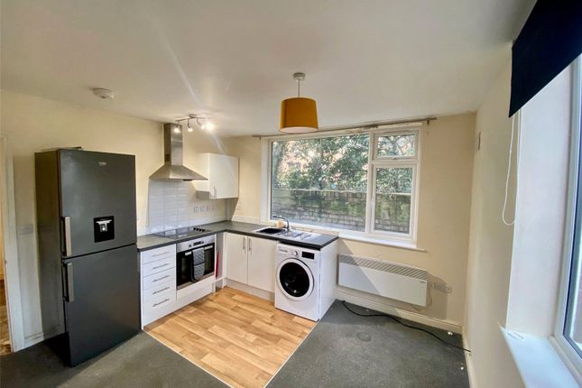 Flat 2, 16, Vivian Avenue, Nottinghamshire photo 2
