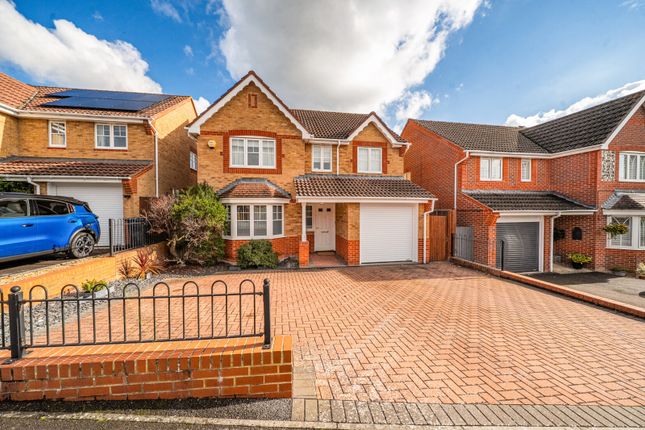 4-bed detached on Foxglove Way, Berkshire, £560,000