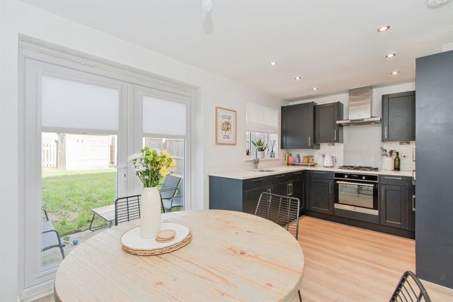 5, Newthorpe View, Leeds photo 4