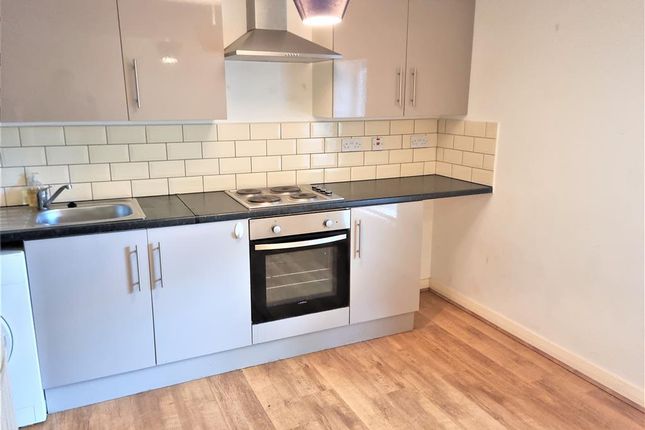 Thumbnail Flat to rent in Wisbech Road, Outwell, Wisbech