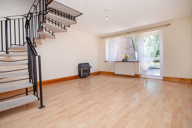 3, Redwood Gardens, Southampton photo 3
