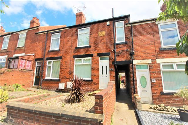 Thumbnail Terraced house to rent in Aughton Road, Sheffield