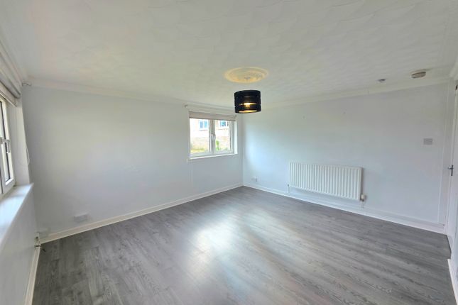 13a, Drumclair Place, North Lanarkshire photo 2