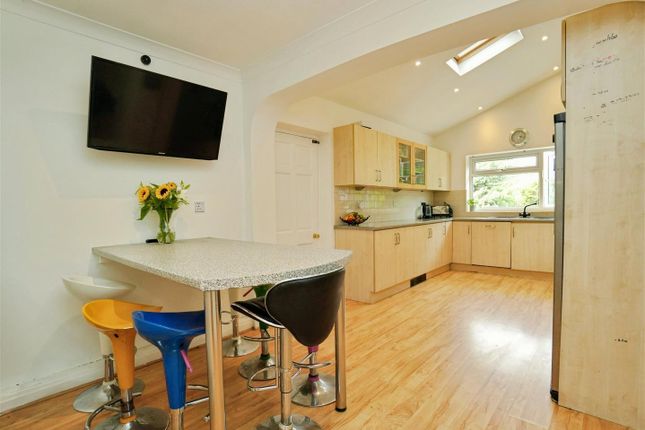 41, Usher Park Road, York photo 2