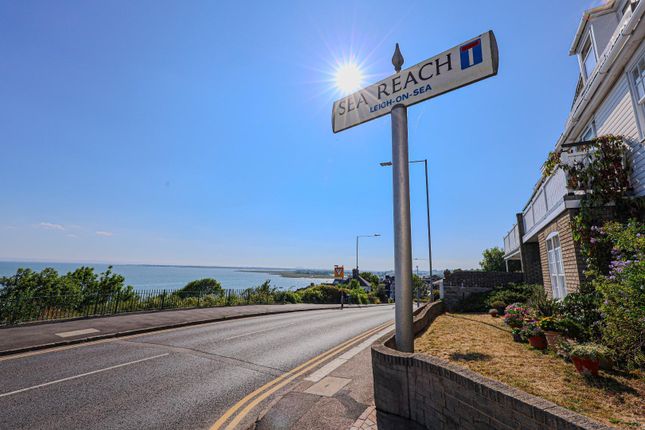 4, Sea Reach, Leigh-On-Sea photo 3