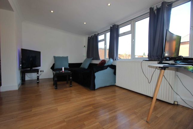 Thumbnail Flat to rent in The Vale, Acton