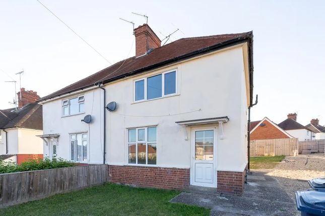 4 bed semi-detached house to rent in Totteridge Road, High Wycombe HP13