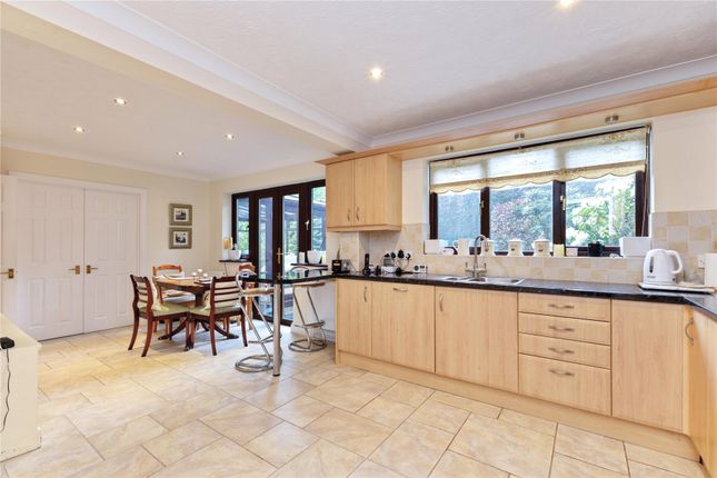Truro, 1 Tower Close,, Tower Road, Surrey photo 4