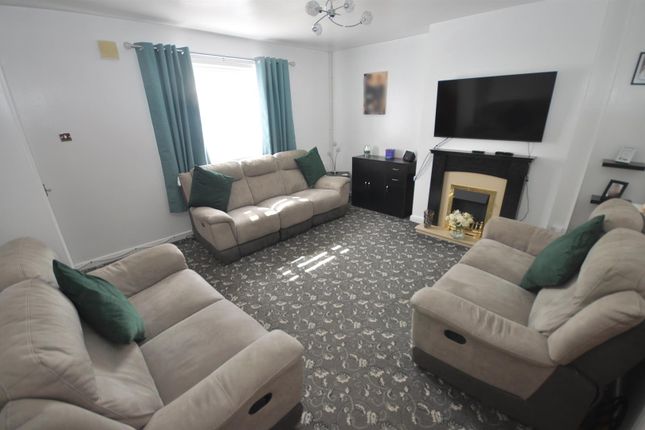 53, Barnsley Road, Moorends photo 3