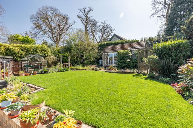 28, Chestnut Walk, Welwyn photo 2