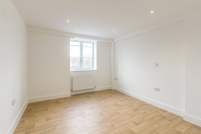 Flat 3, 85, Lion Court, Northampton photo 5