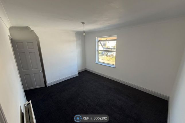 Rushden Road, Wymington, Rushden photo 3