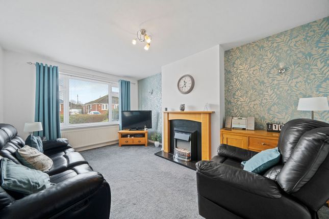 18 Avondale Drive, Manchester photo 2