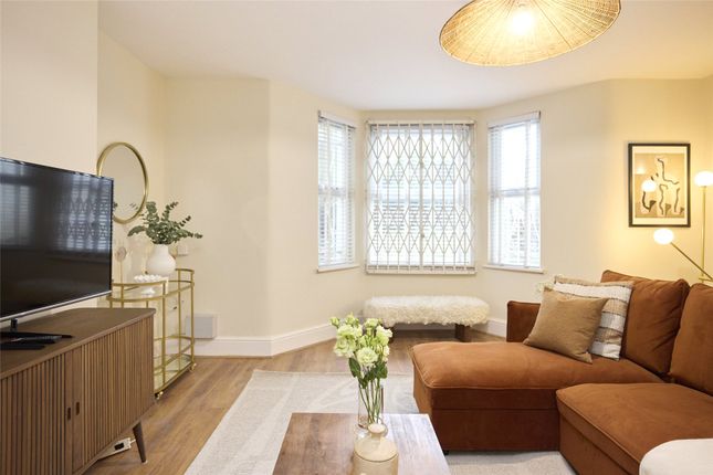 136, Tufnell Park Road, London photo 3
