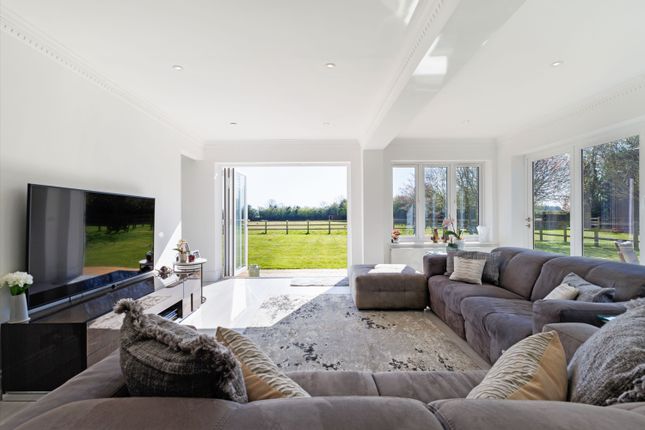 Beechwood, Bigmore Lane, Cadmore End photo 3