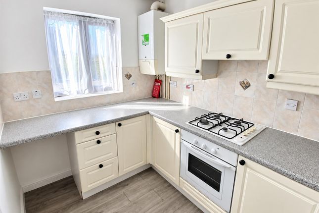 5, Queens Court, Queens Road, Nuneaton photo 4