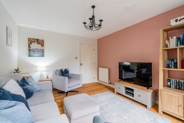 6/8, Carrick Knowe Avenue, Edinburgh photo 3