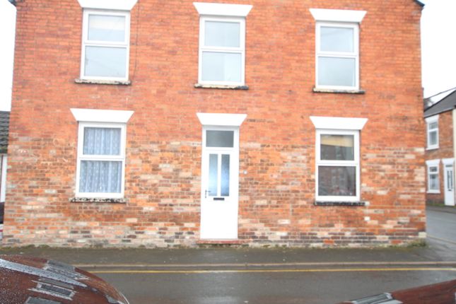 Thumbnail Room to rent in Eton Street, Grantham, Lincolnshire