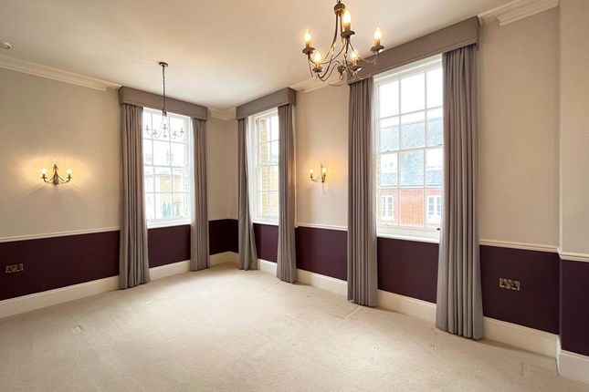 Flat 1, Newborough House, 3, Queen Mother Square, Dorchester photo 2
