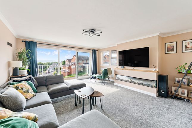 25, Manor Valley, Weston-Super-Mare photo 3