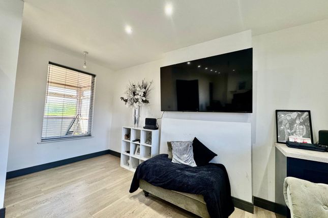 308, Minster Road, Sheerness photo 4