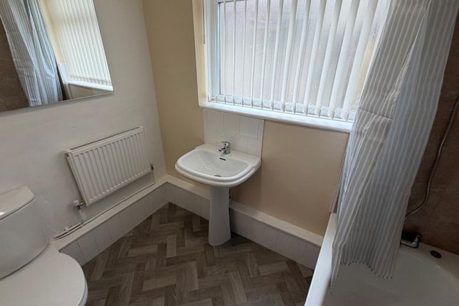 114 Moore Street, Bootle photo 4