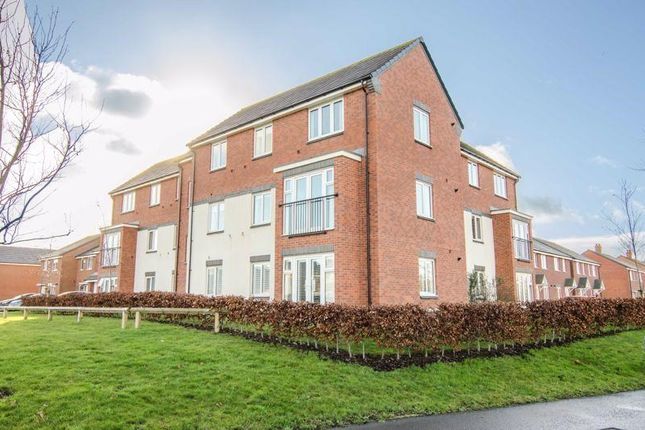 2 bed flat for sale in Collis Close, Burntwood WS7