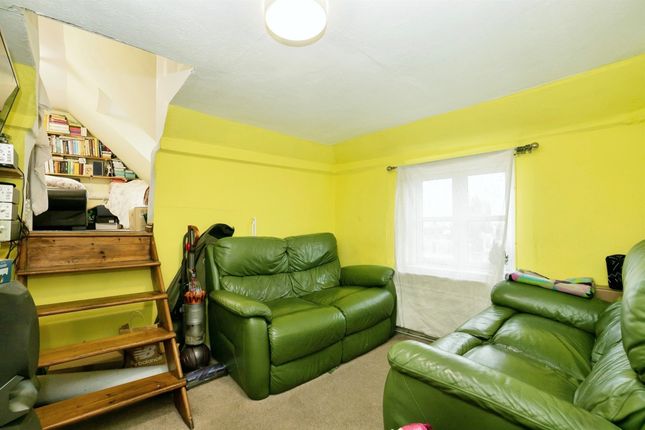End terrace house for sale in Pleasant Row, Hastings