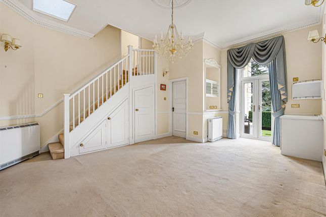 10, Ware Park Manor, Ware photo 4