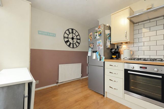 9, New Park Place, Pudsey photo 4
