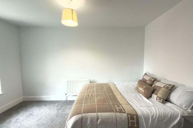 145, Bell Barn Road, Birmingham photo 3