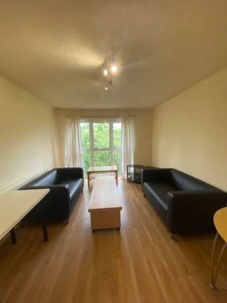 1 bed flat to rent in Wellington Road, Fallowfield M14