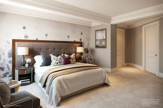 Flat for sale in Millbank, Westminster, London