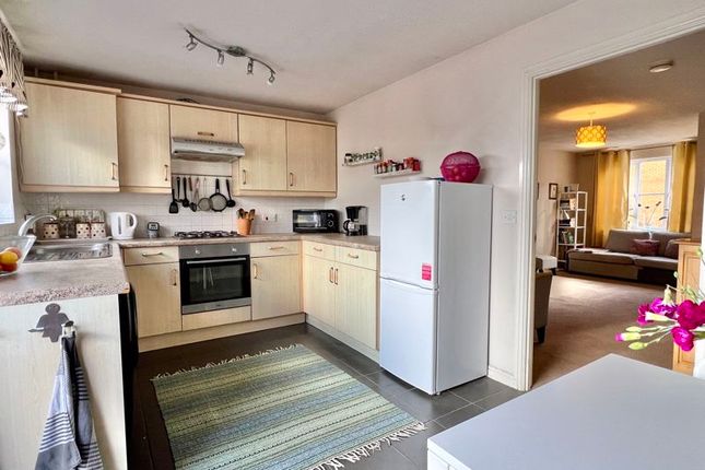 End terrace house for sale in Avill Crescent, Taunton