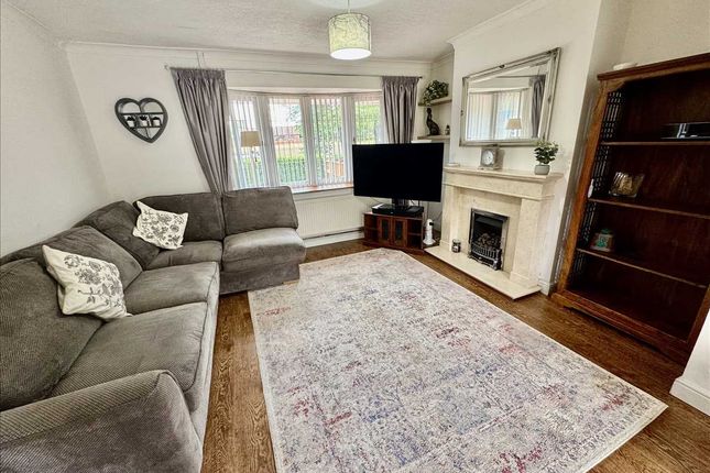 168, Griffiths Drive, Wednesfield photo 2
