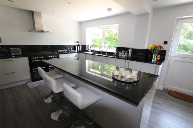 3 Broadoak Close, West Hill, Ottery St Mary photo 4