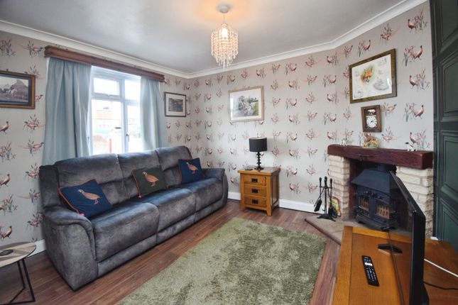 42, King George Avenue, Bridgwater photo 2