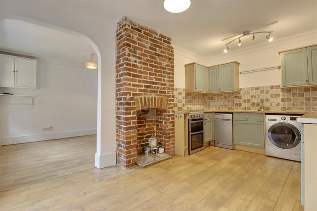 Grove Road South, Southsea photo 3