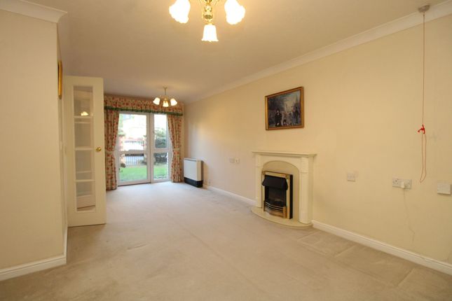 10, Albany Court, Paignton photo 2