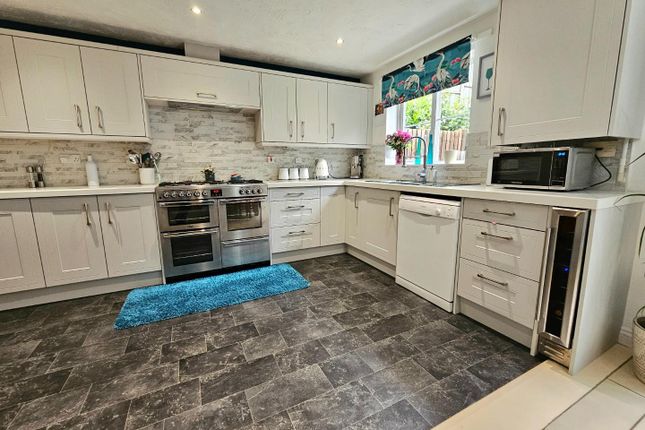 2A, Manor Avenue, Dursley photo 4