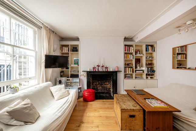 Flat to rent in Holland Road, London