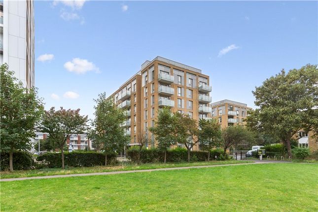 Thumbnail Flat for sale in Lidcote House, 35 Robsart Street, Lambeth