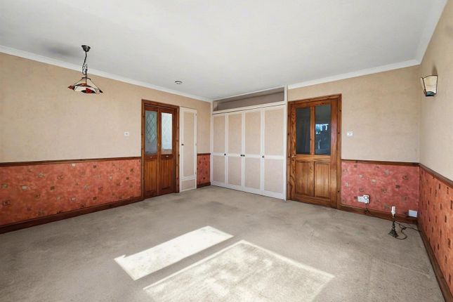9 Cravells Court, Cravells Road, Harpenden photo 5