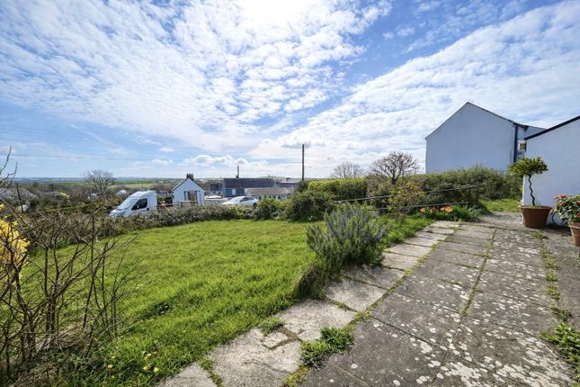 12, The Beacon, Milford Haven photo 2