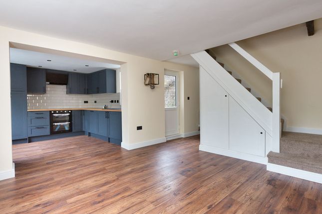 9, Madeley Road, Telford photo 4