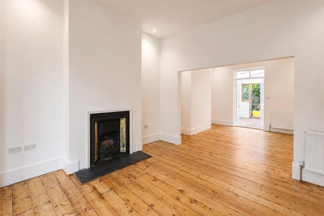 156, Middleton Road, London photo 3