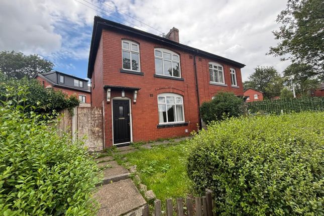 7, Hazel Avenue, Bury photo 4